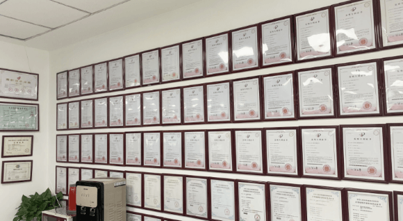 資質(zhì)證書墻